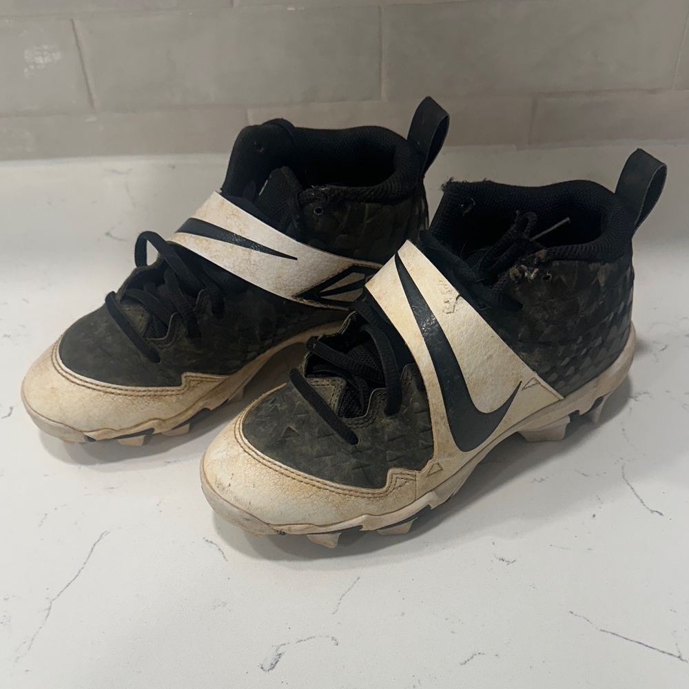 Boys Nike cleats